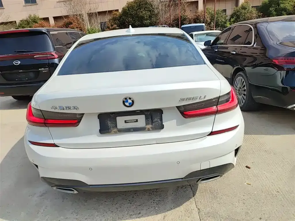 BMW 3 Series — фото 4