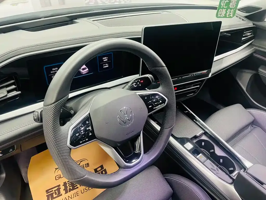 Volkswagen Passat — фото 10
