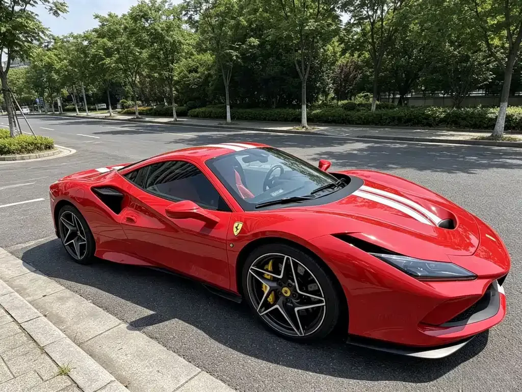 Ferrari F8 — фото 1