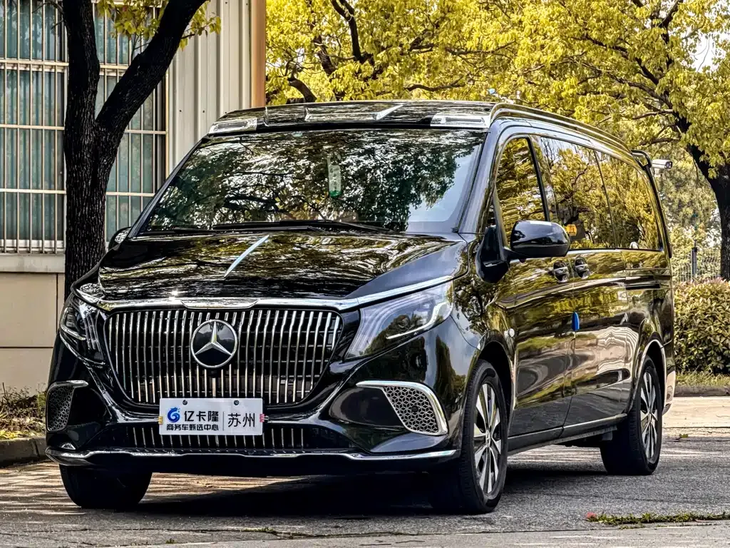 Mercedes-Benz Vito — фото 1