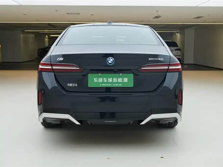 BMW i5 — фото 9