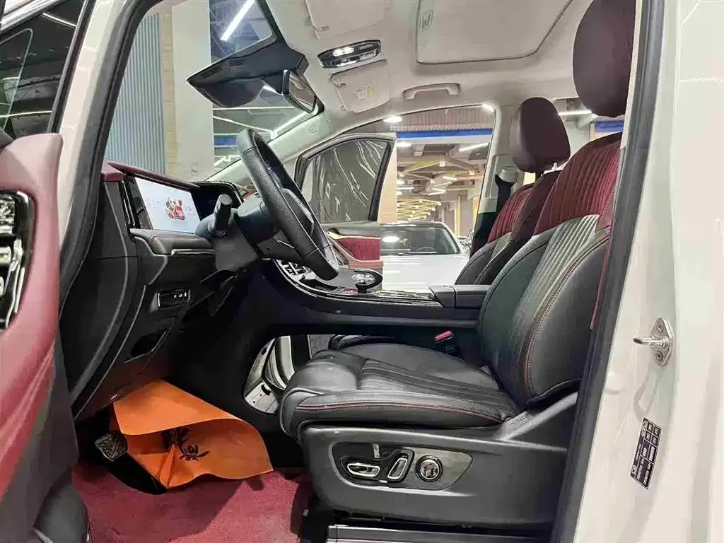 GAC Motor Trumpchi E9 — фото 3