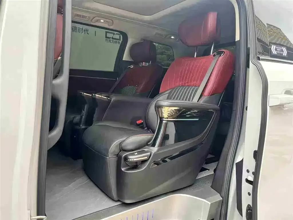 GAC Motor Trumpchi E9 — фото 4