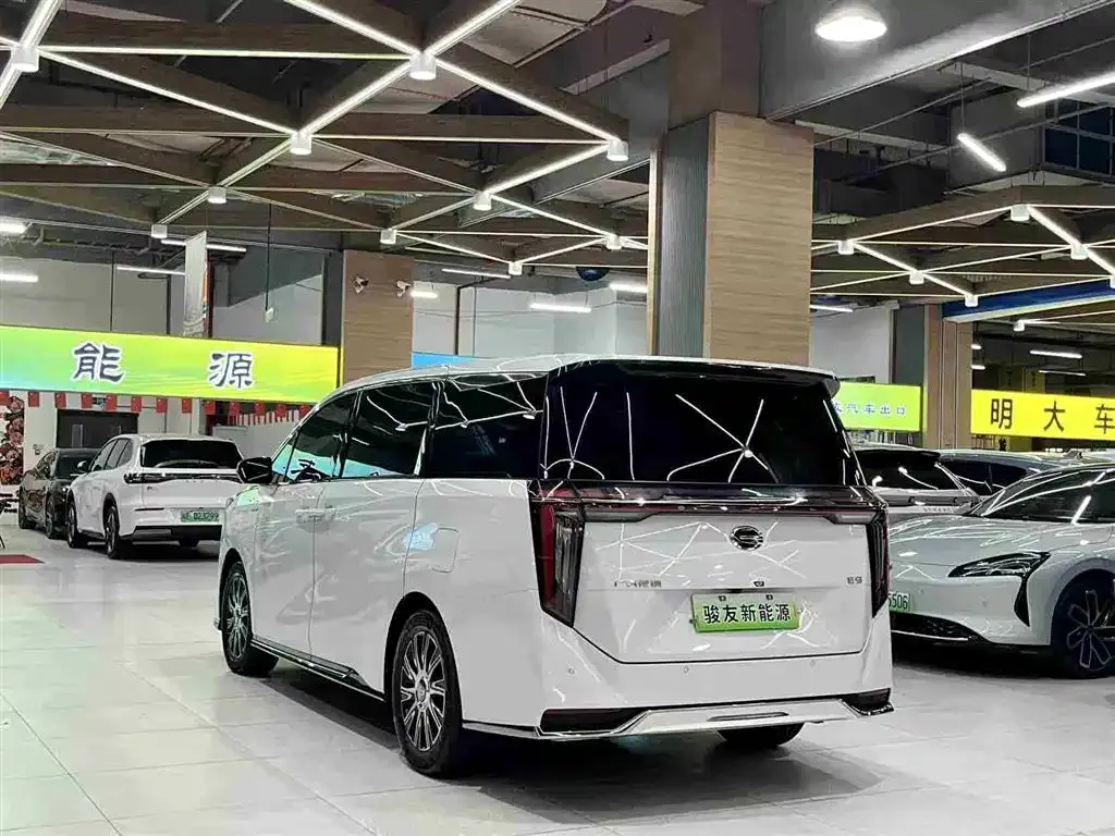 GAC Motor Trumpchi E9 — фото 5