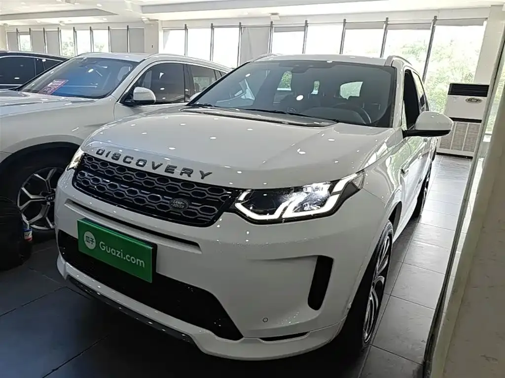 Land Rover Discovery Sport — фото 1