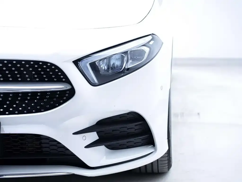Mercedes-Benz A-Class — фото 8