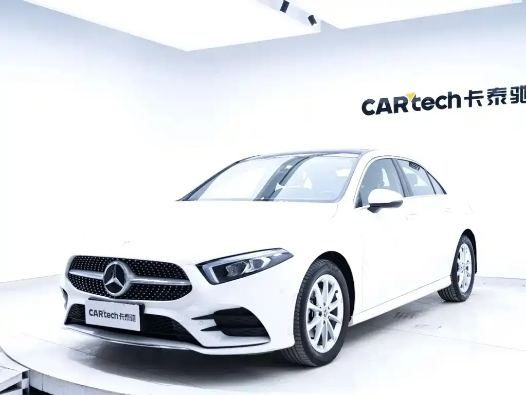 Mercedes-Benz A-Class — фото 10
