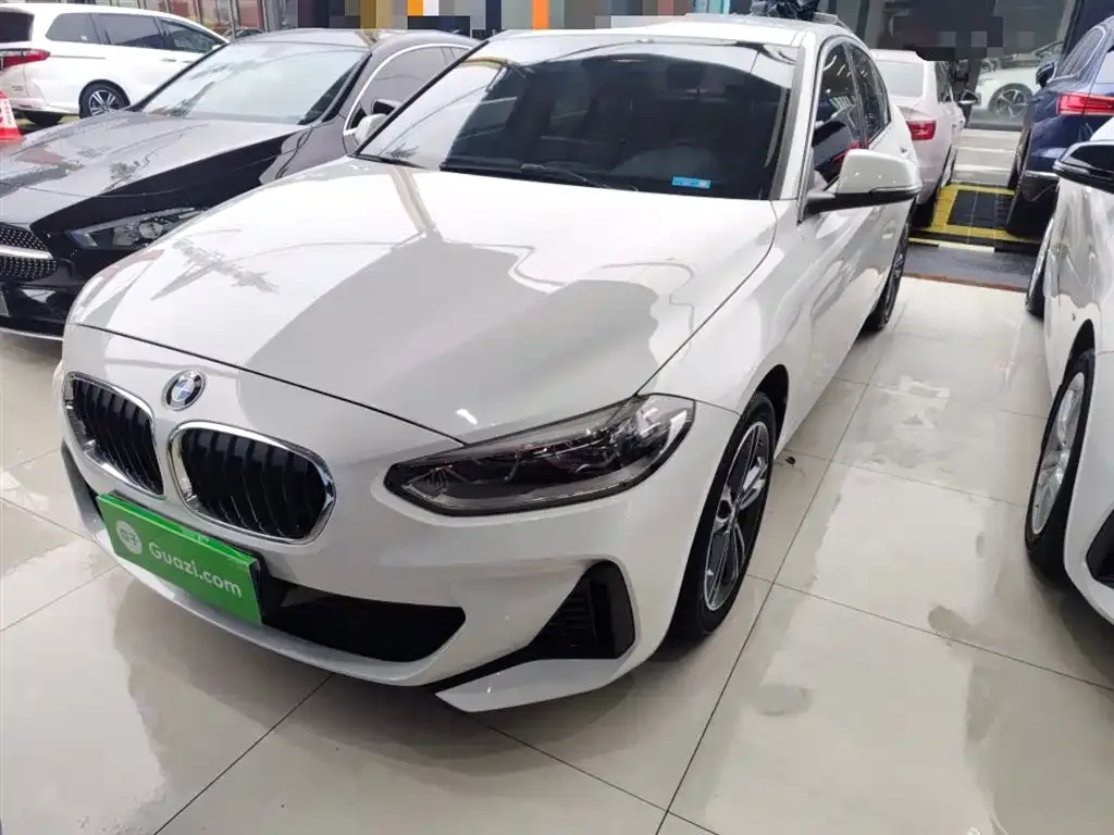 BMW 1 Series — фото 1