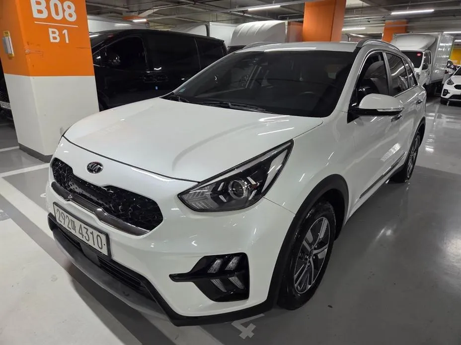 Kia Niro — фото 1