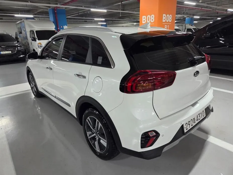 Kia Niro — фото 5