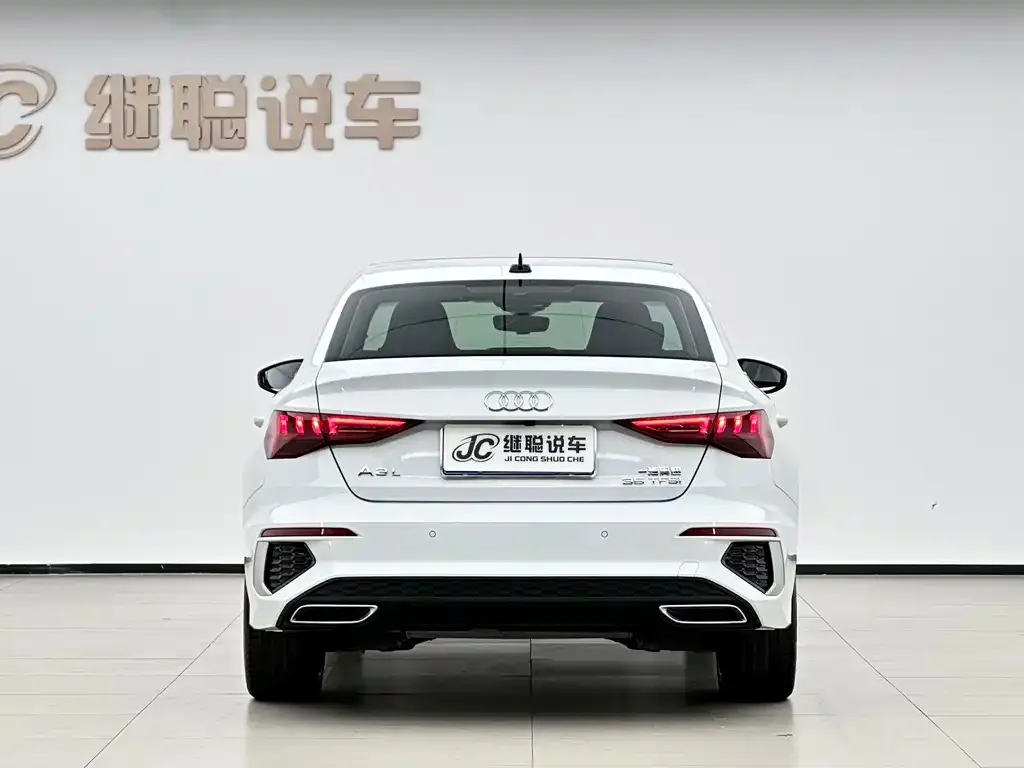 Audi A3 — фото 2