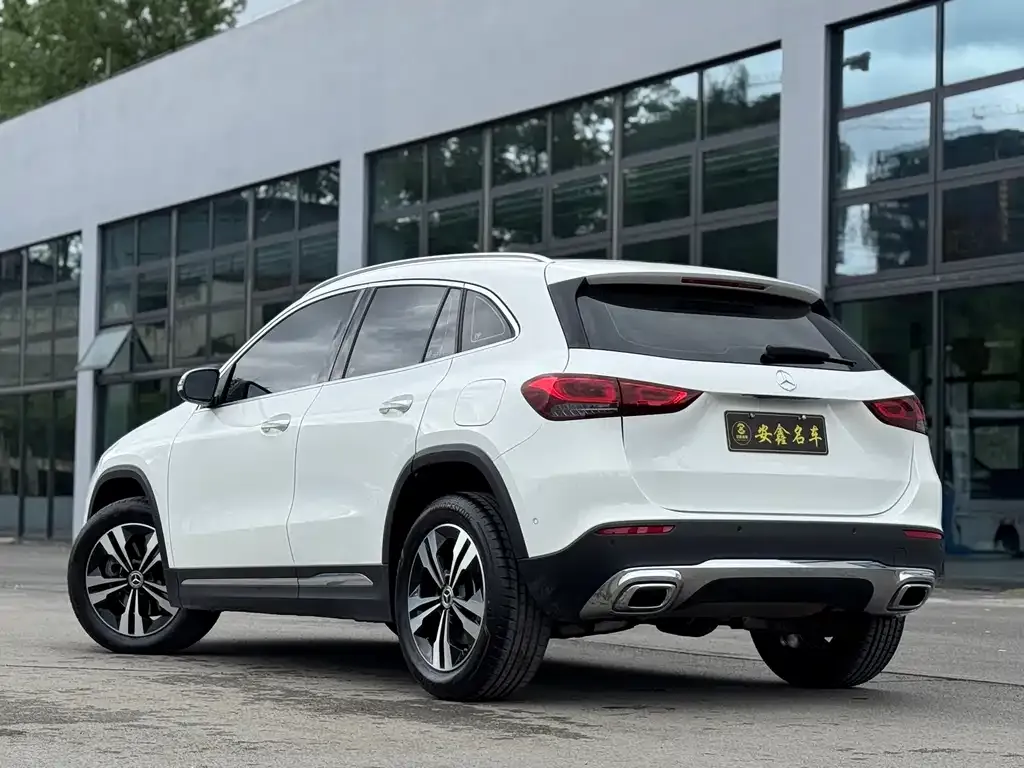 Mercedes-Benz GLA — фото 9