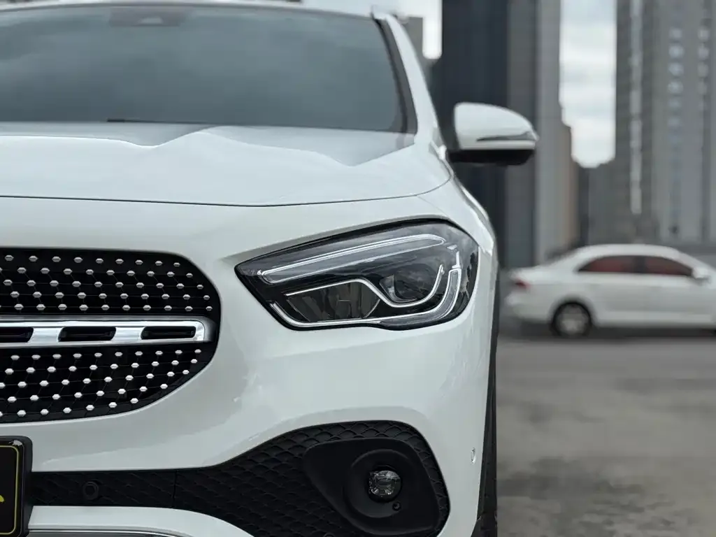 Mercedes-Benz GLA — фото 3