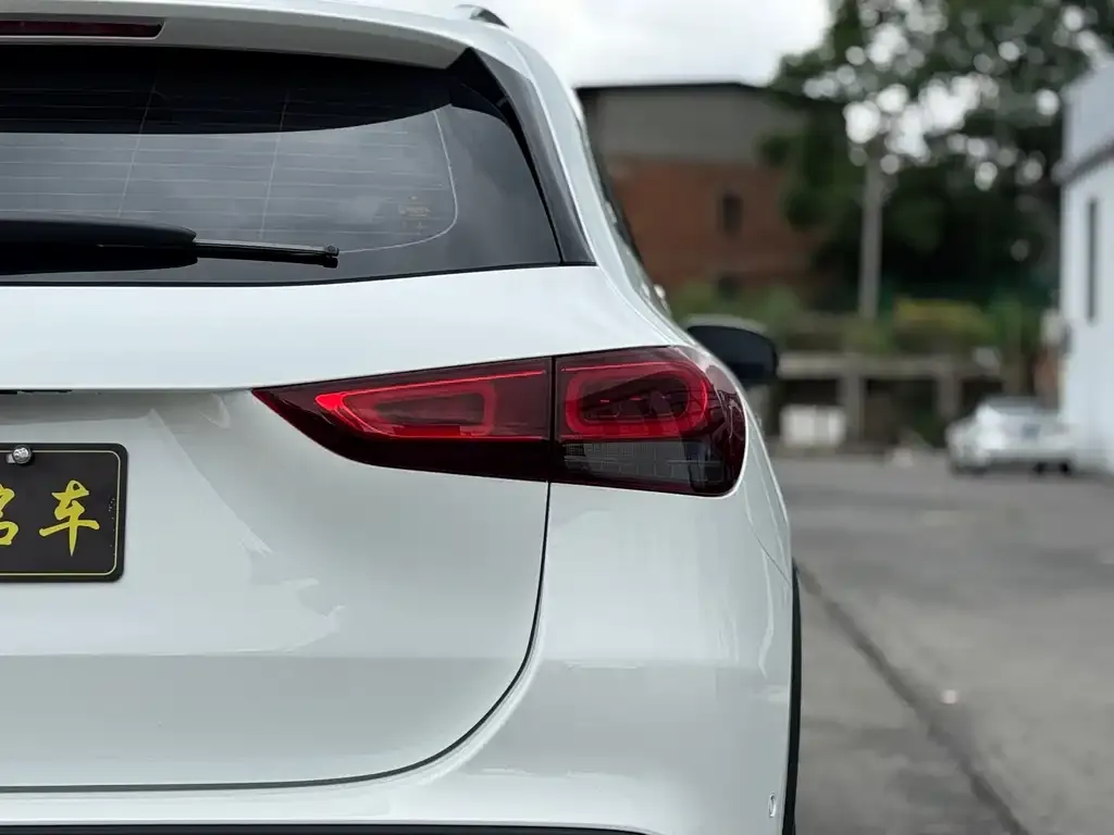 Mercedes-Benz GLA — фото 2