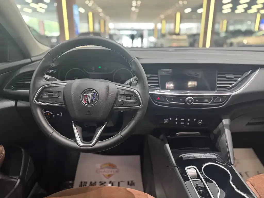 Buick Regal — фото 9