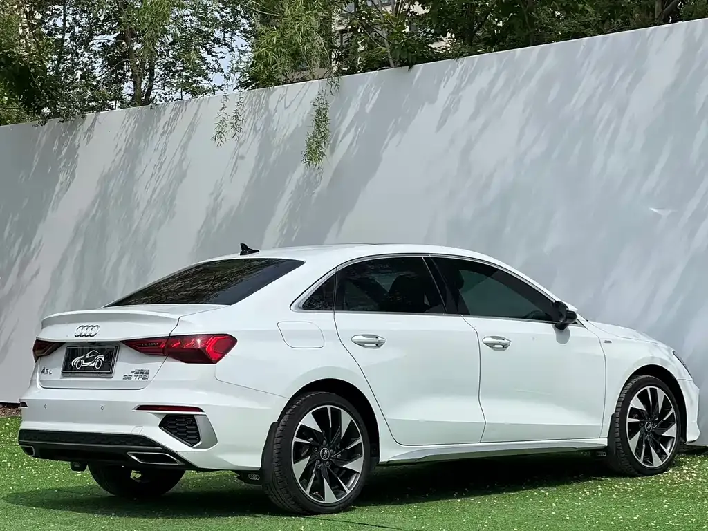 Audi A3 — фото 9