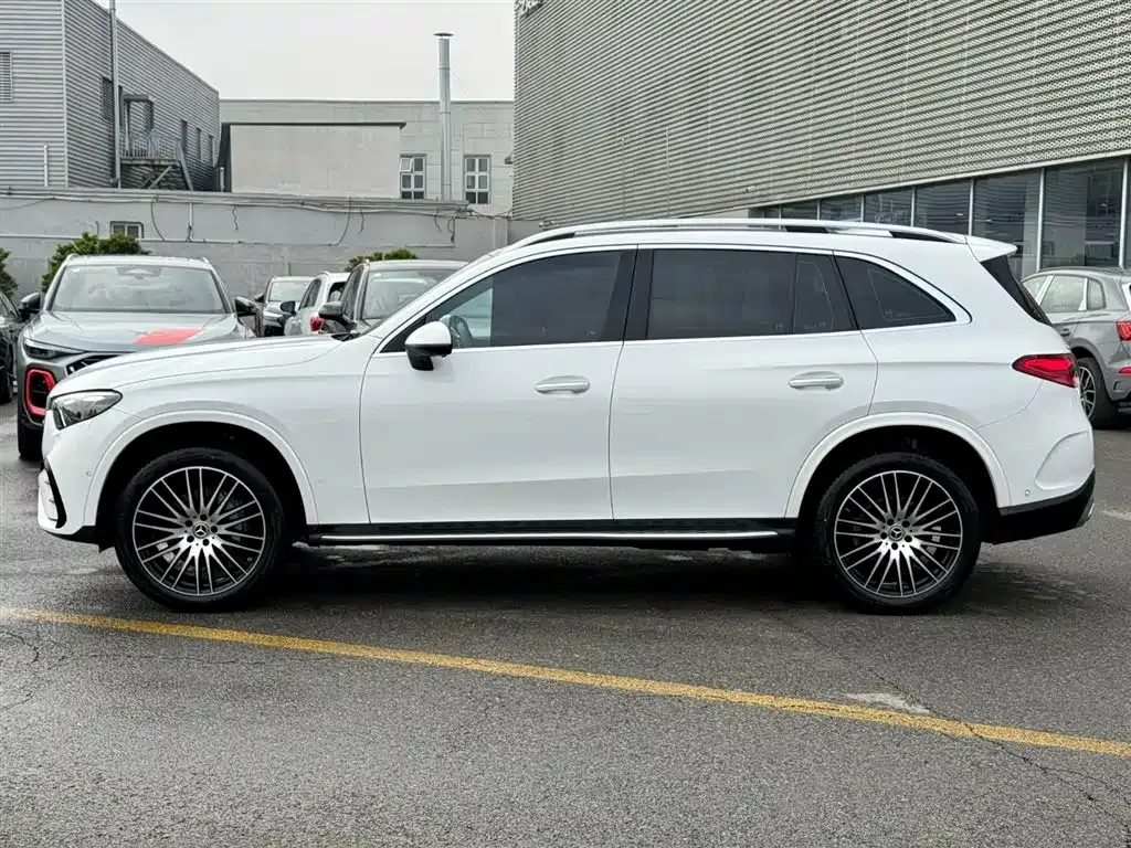 Mercedes-Benz GLC — фото 9