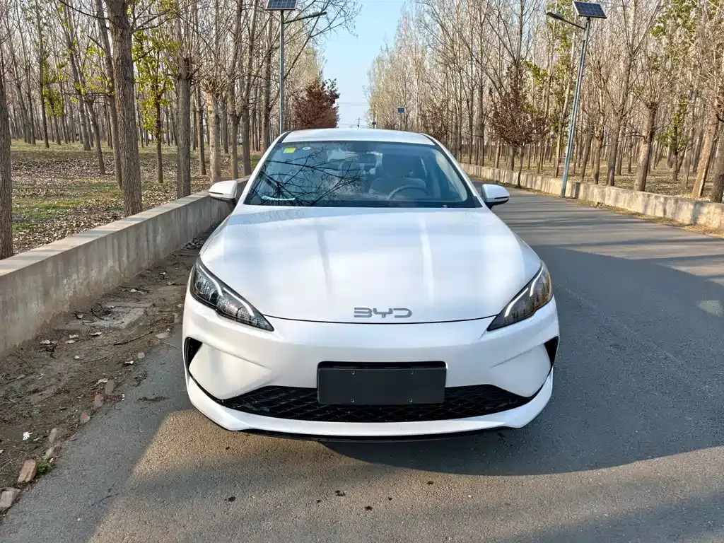 BYD Seal 05 DM-i — фото 3