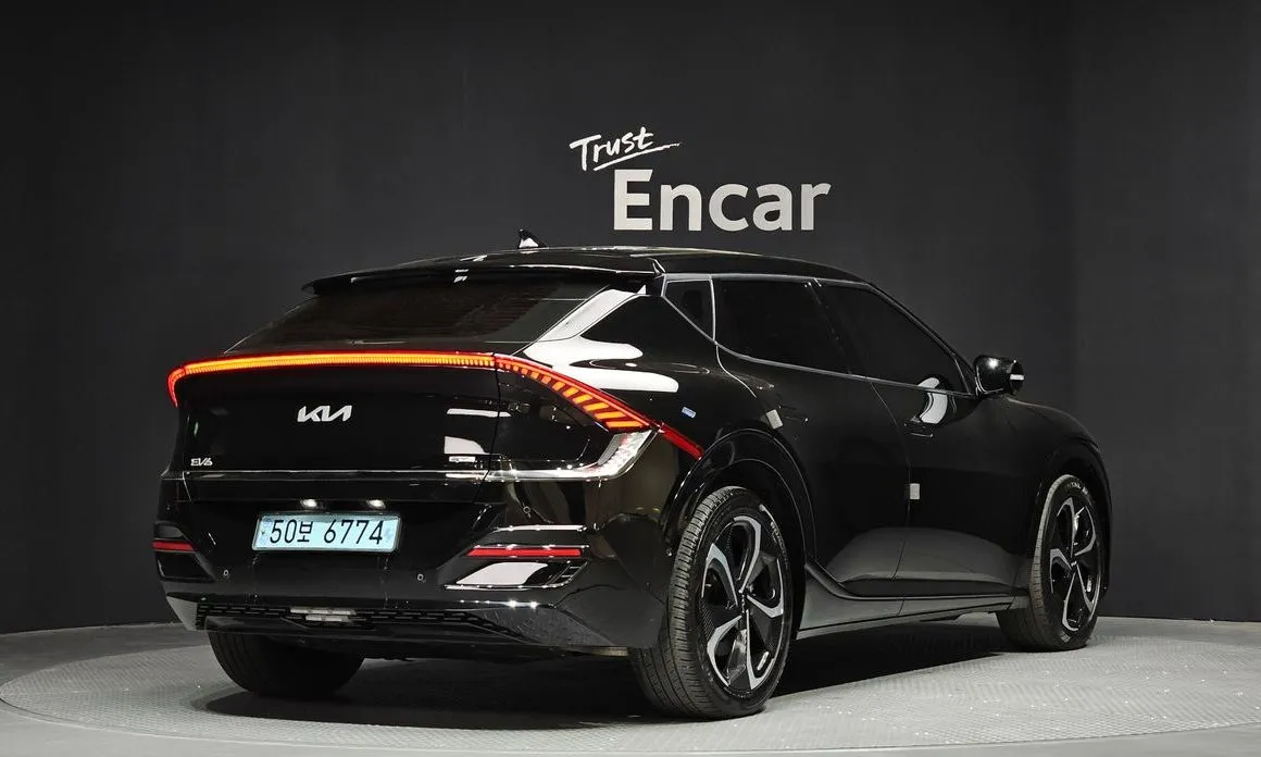 Kia EV6 — фото 7