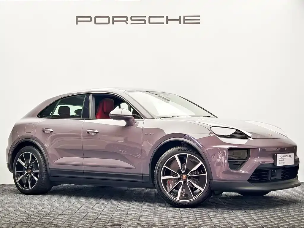 Porsche Macan EV — фото 1