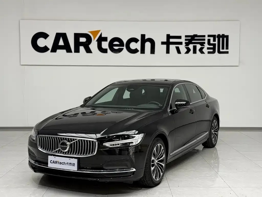 Volvo S90 — фото 1