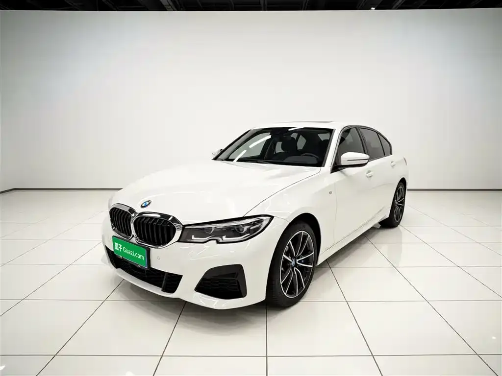 BMW 3 Series — фото 1