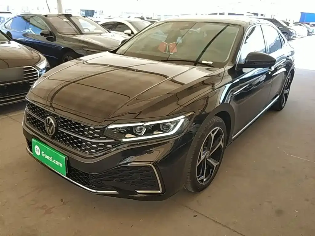 Volkswagen Passat — фото 7