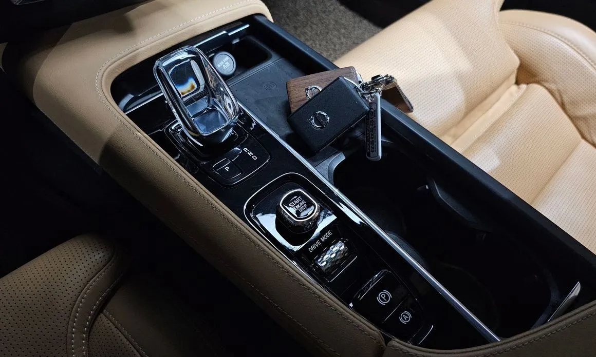 Volvo S90 — фото 2