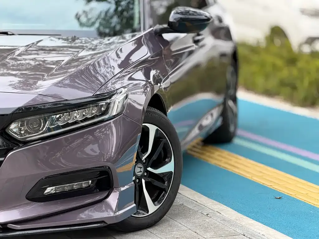 Honda Accord — фото 5