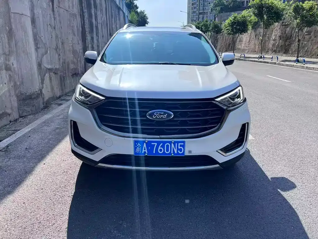 Ford Edge — фото 8