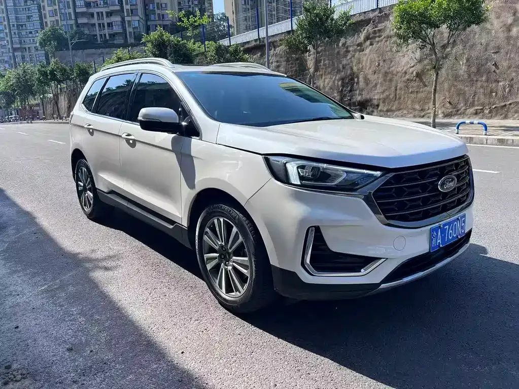 Ford Edge — фото 6