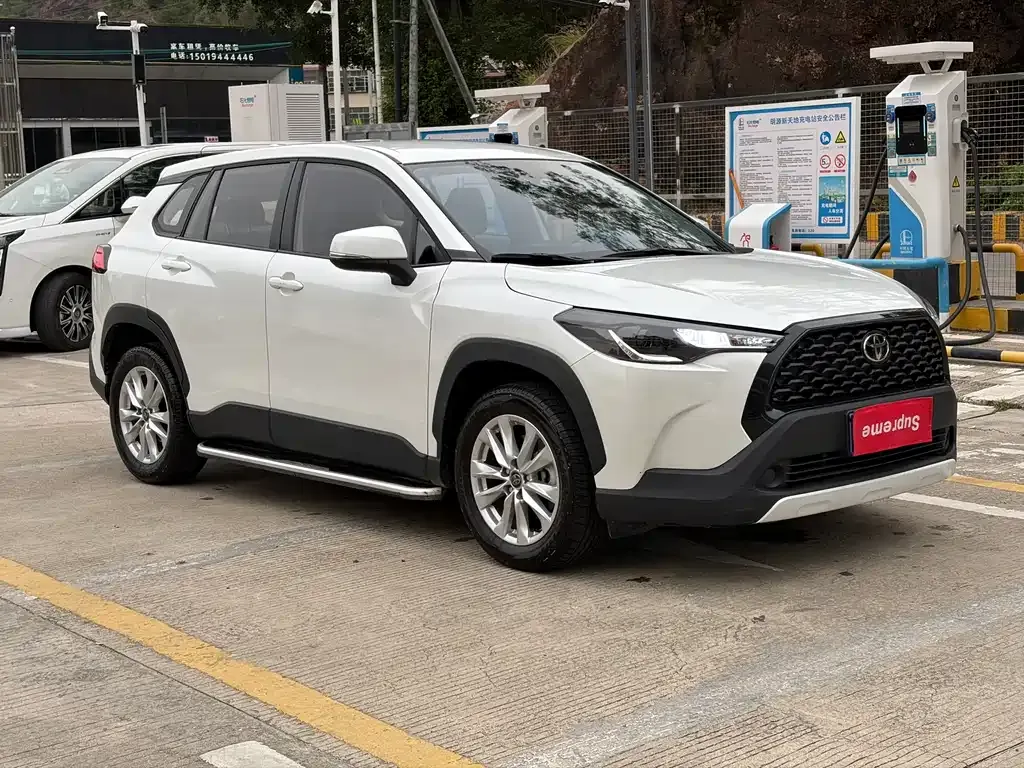 Toyota Corolla Cross — фото 3