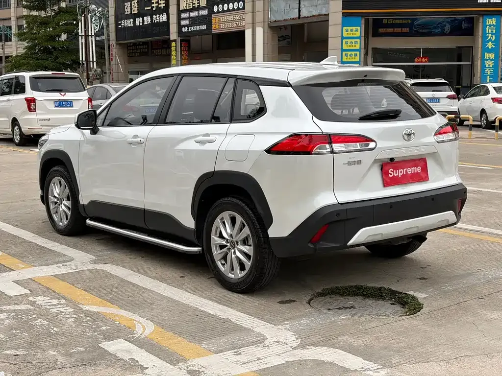 Toyota Corolla Cross — фото 6