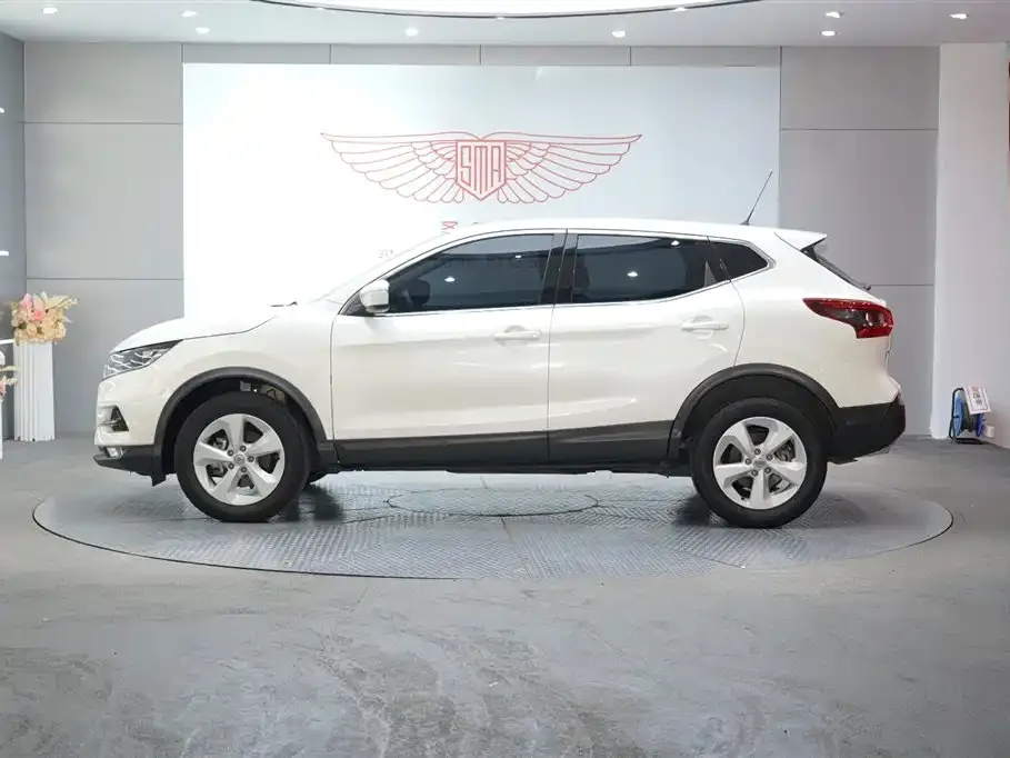 Nissan Qashqai — фото 3