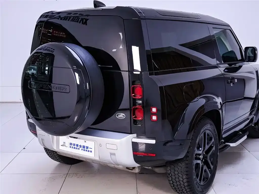 Land Rover Defender — фото 3