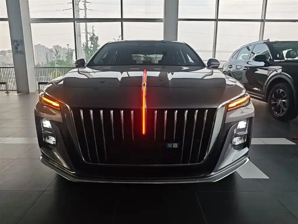Hongqi H5 — фото 3