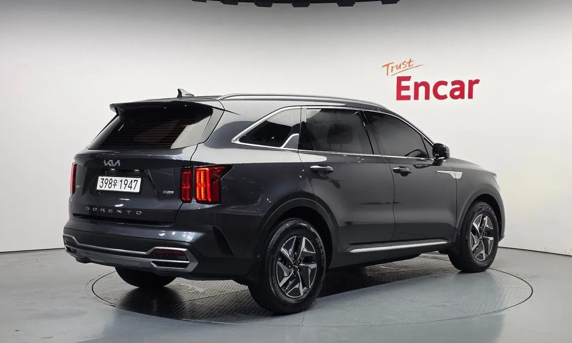Kia Sorento — фото 6