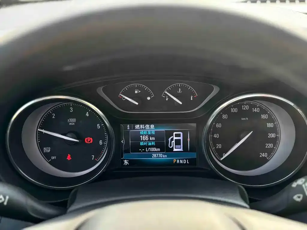 Buick Envision Plus — фото 2