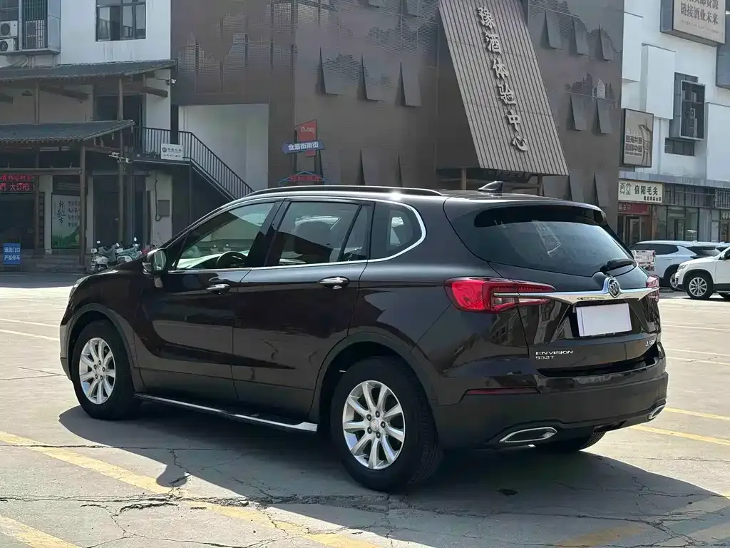 Buick Envision Plus — фото 5
