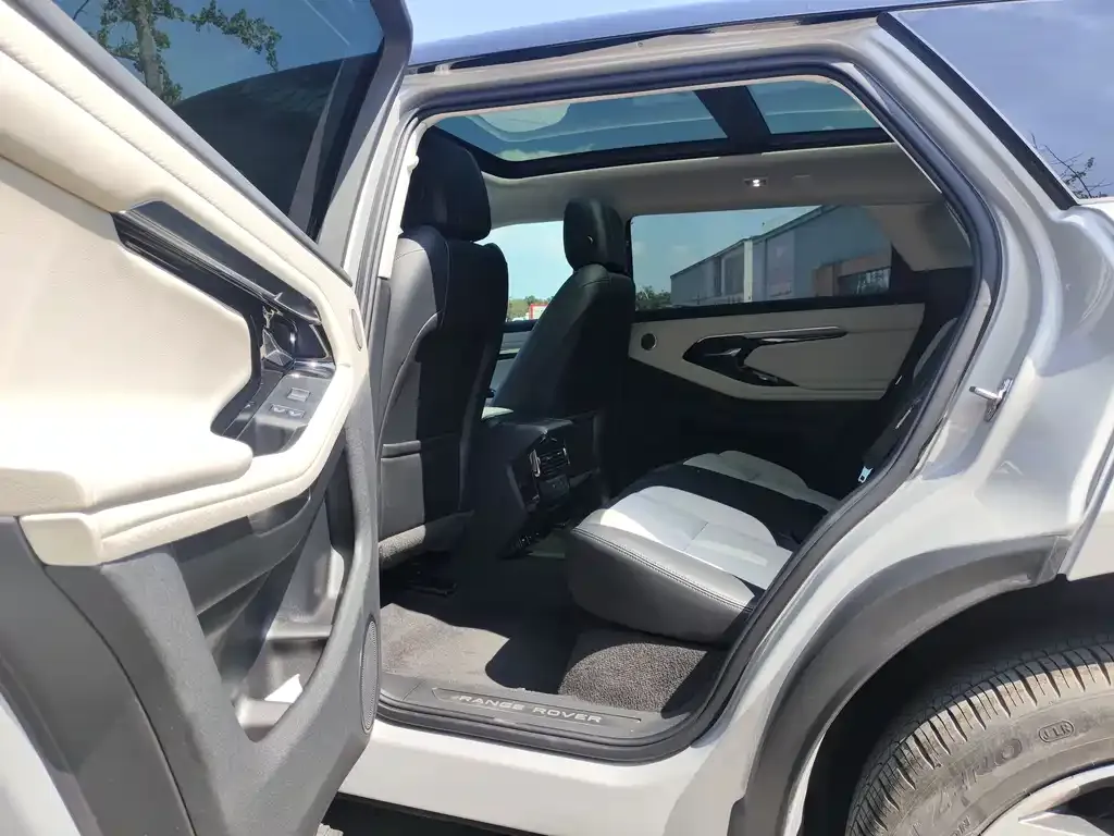 Land Rover Evoque — фото 3