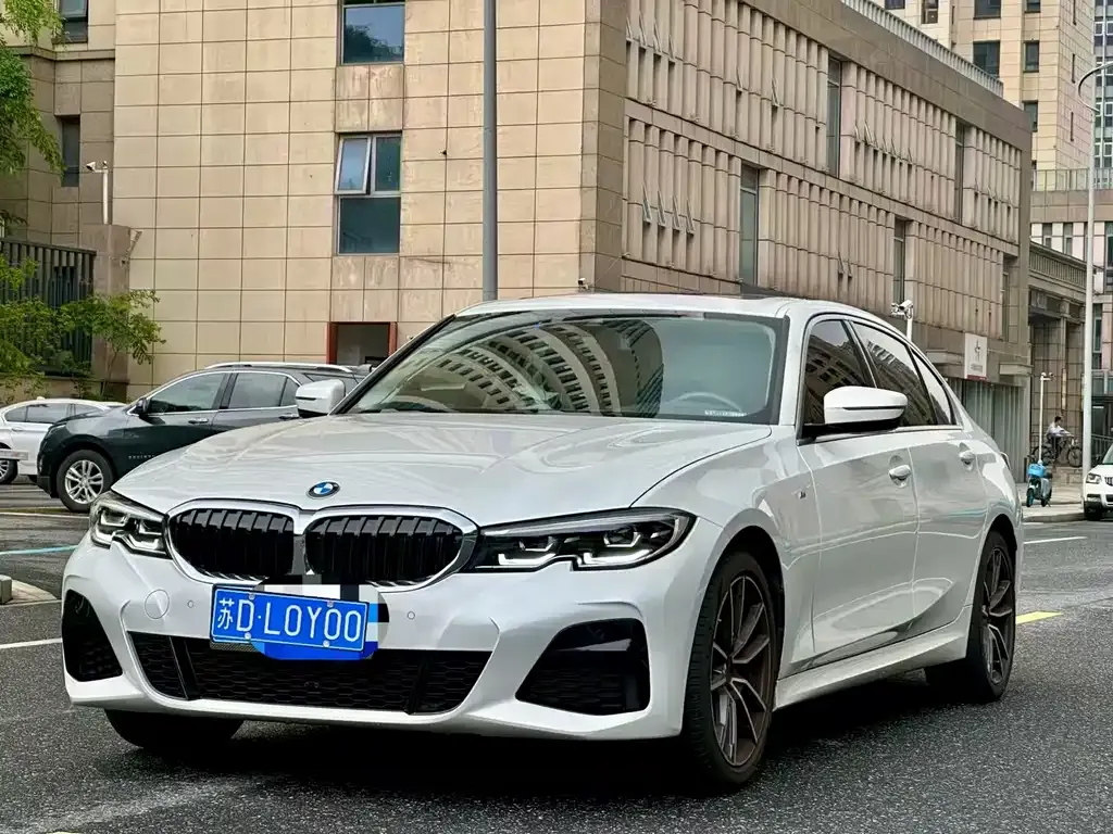BMW 3 Series — фото 1