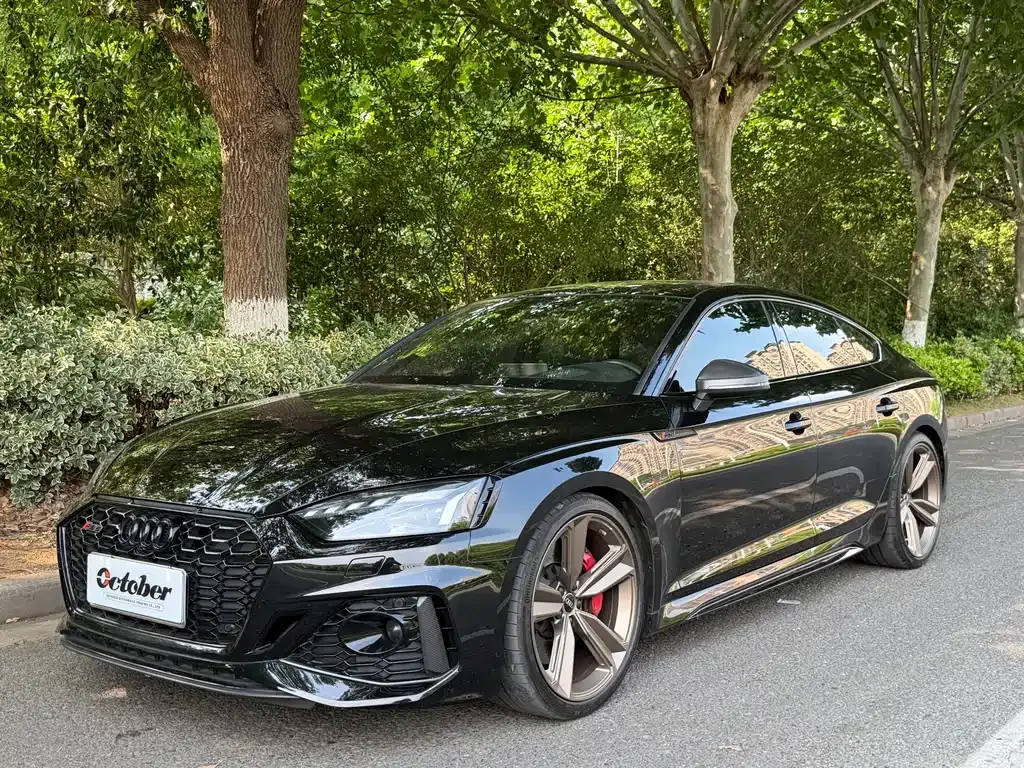 Audi RS 5 — фото 1