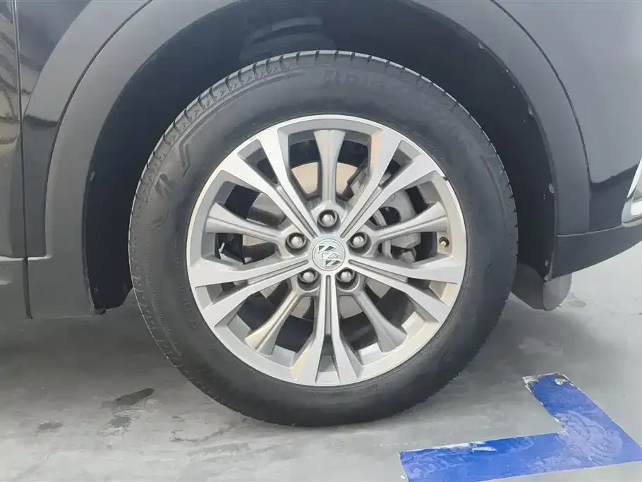 Buick Envision Plus — фото 9