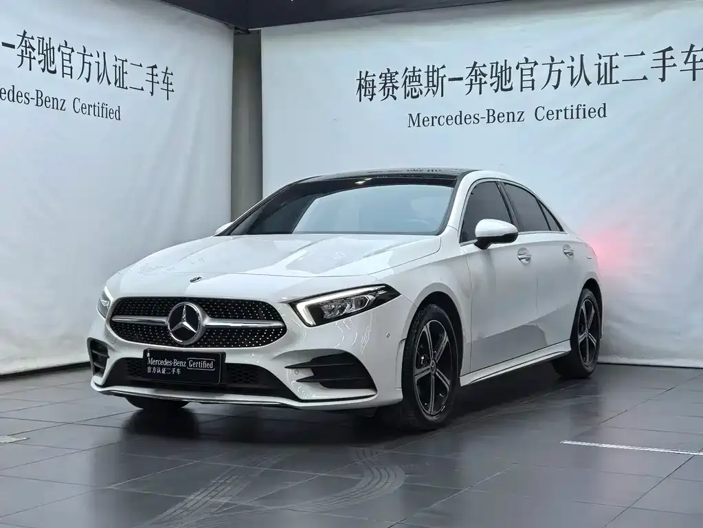 Mercedes-Benz A-Class — фото 1