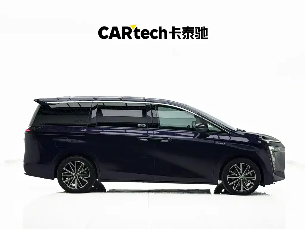 GAC Motor E8 Hybrid — фото 8