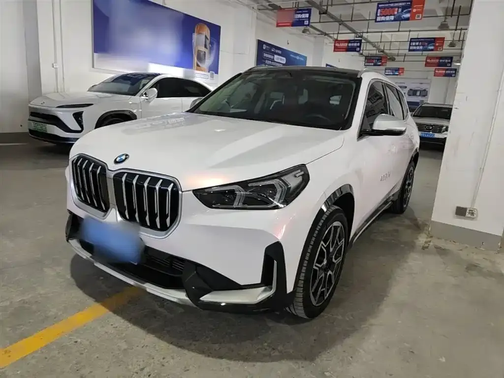 BMW X1 — фото 1
