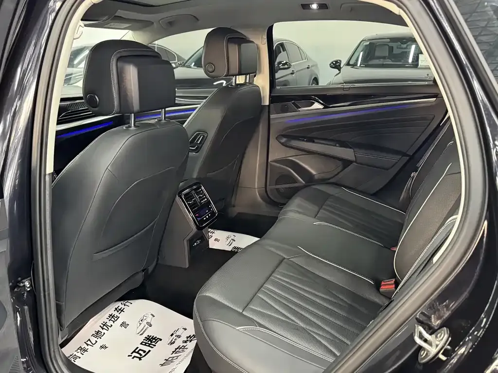 Volkswagen Passat — фото 5