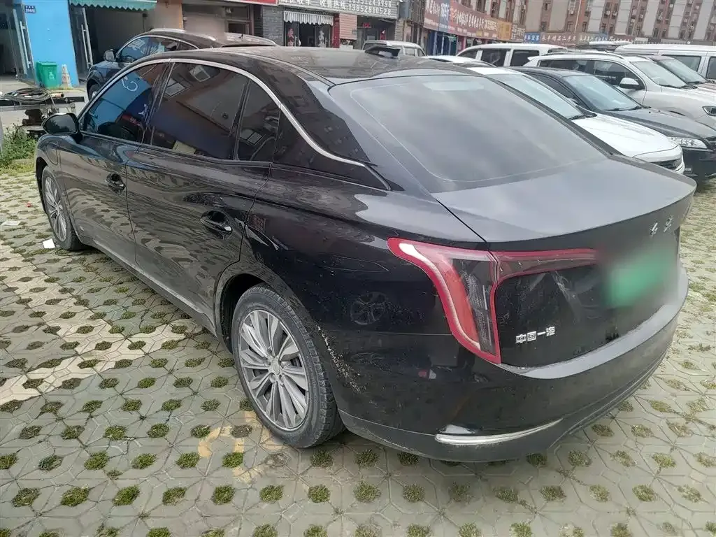 Hongqi E-QM5 — фото 6