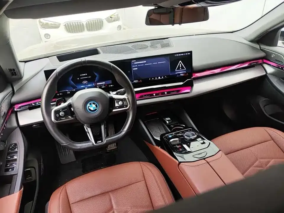 BMW i5 — фото 4