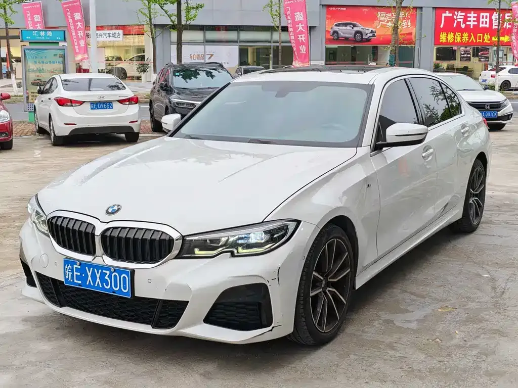 BMW 3 Series — фото 1